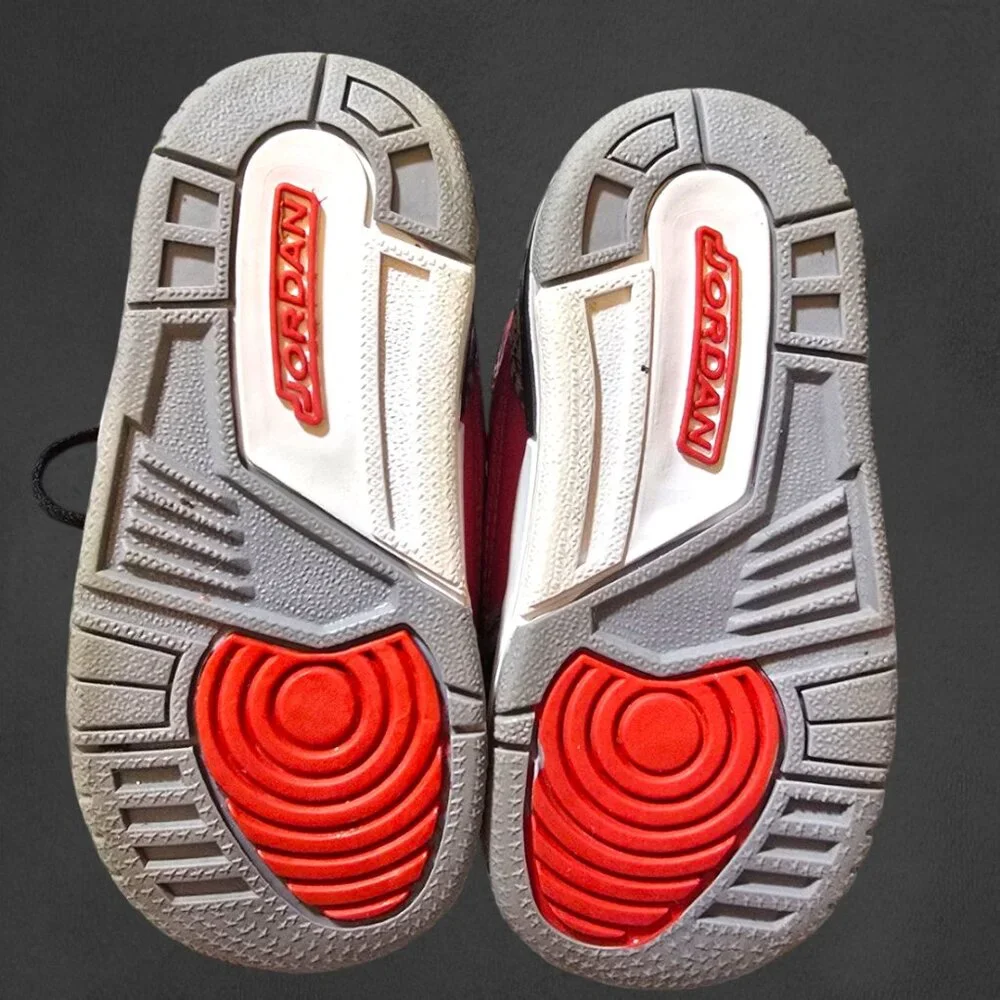 Sneakerhead Air Jordan 3 Retro SE Unite Fire Red Toddler 6C Jumpman